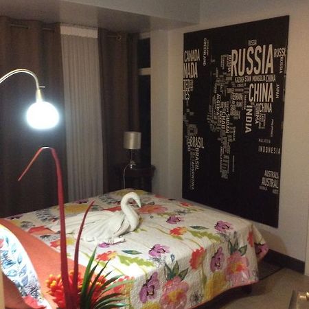 Condo At Parkside Villas Across The Airport Manila Exterior photo